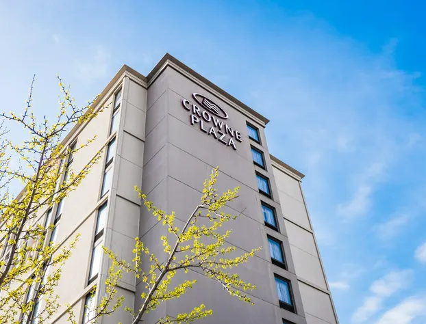 Crowne Plaza Newark Airport by IHG hotel detail image 3