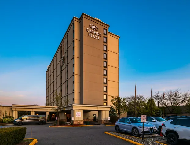 Crowne Plaza Newark Airport by IHG hotel detail image 1