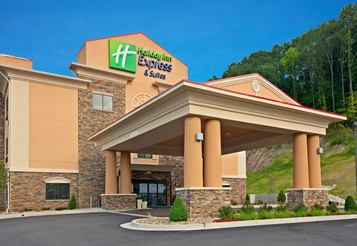 Holiday Inn Express Hotel & Suites RIPLEY by IHG hotel hero