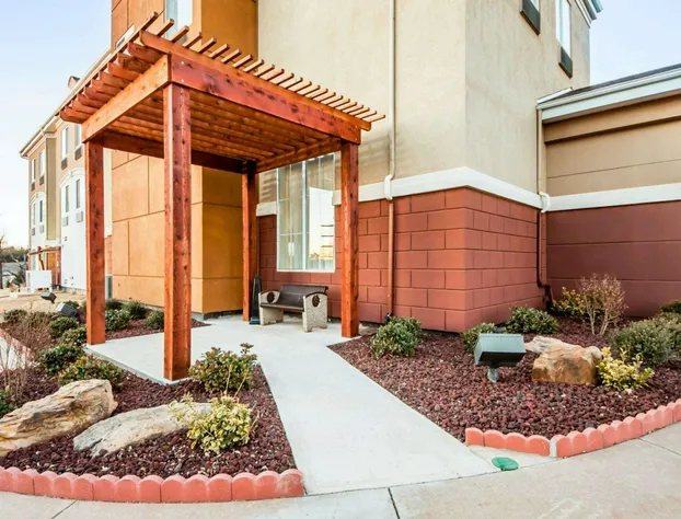 Sleep Inn & Suites Guthrie - Edmond North hotel detail image 4