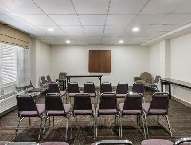 Sleep Inn & Suites Chesapeake - Portsmouth hotel detail image 4