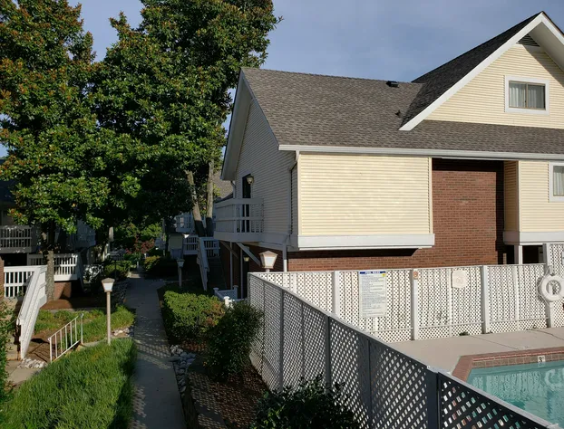 SureStay Studio by Best Western Charlotte Executive Park hotel detail image 1