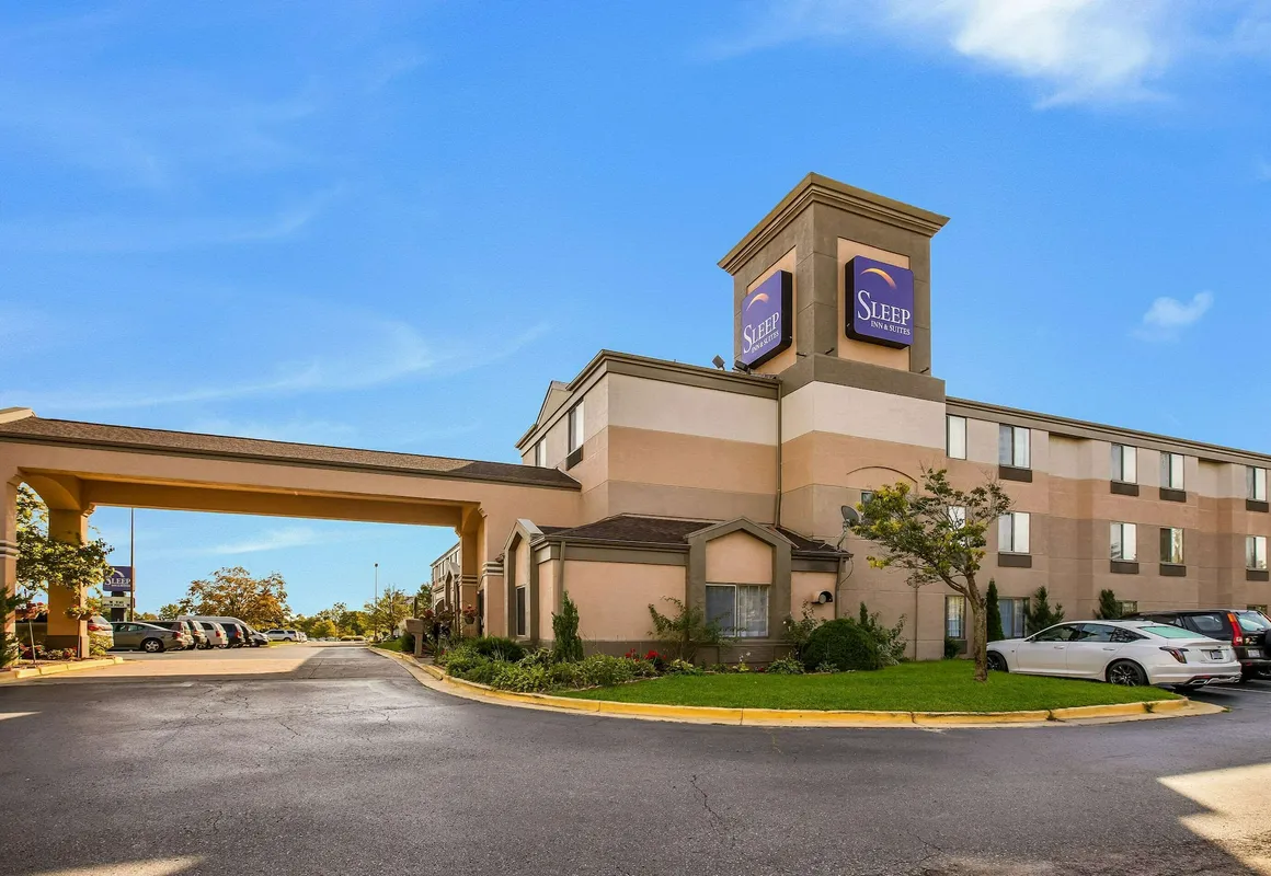 Sleep Inn & Suites Grand Rapids Southeast - Kentwood hotel hero