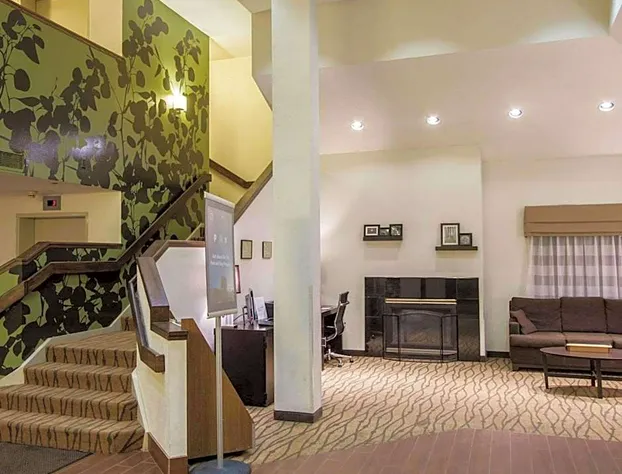 Sleep Inn & Suites Buffalo Airport hotel detail image 2