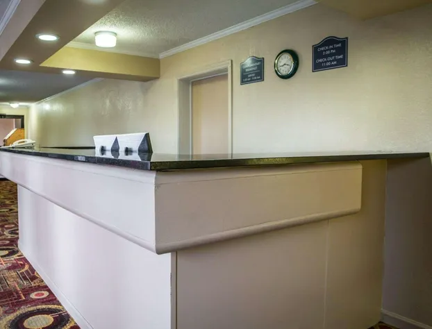 Rodeway Inn & Suites Plymouth Hwy 64 hotel detail image 3