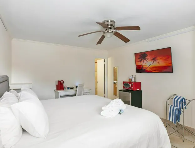 Siesta Key Beach Resort and Suites hotel detail image 1