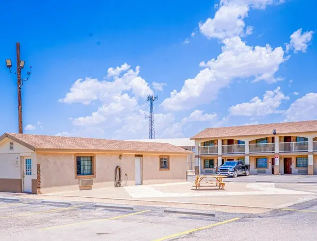 Shale inn Andrews hotel detail image 2