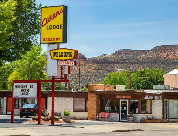 Aiken's Lodge hotel detail image 2