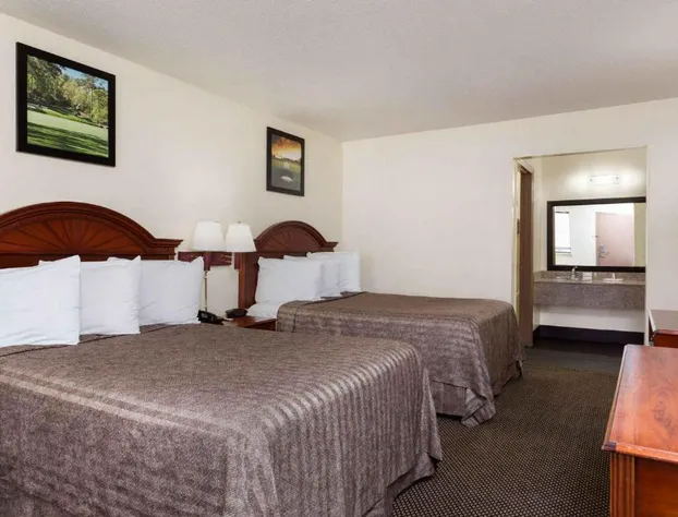 Heritage Inn hotel detail image 3