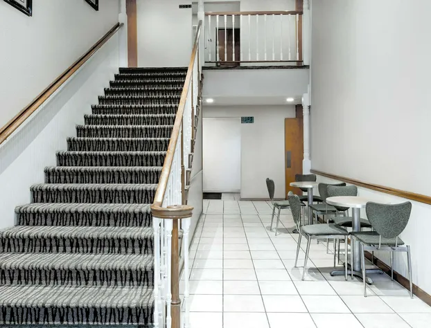 Travelodge by Wyndham Pelham Birmingham hotel detail image 2