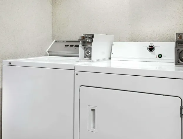 Travelodge by Wyndham Pelham Birmingham hotel detail image 3