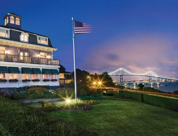 Club Wyndham Bay Voyage Inn hotel detail image 1