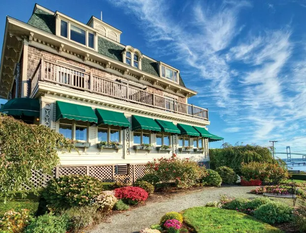 Club Wyndham Bay Voyage Inn hotel detail image 4