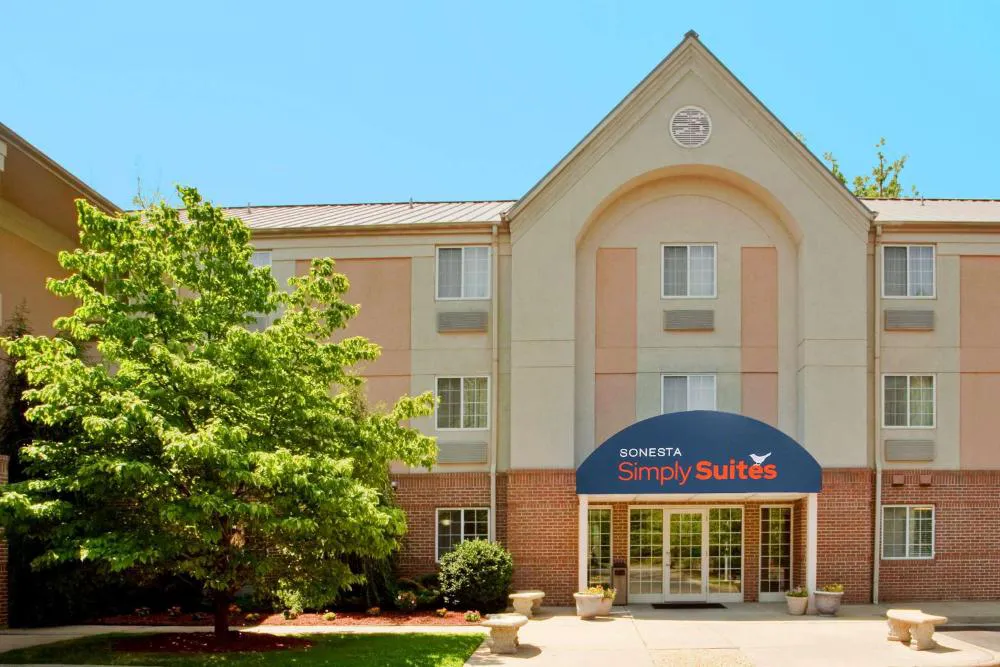 Sonesta Simply Suites Hampton hotel hero