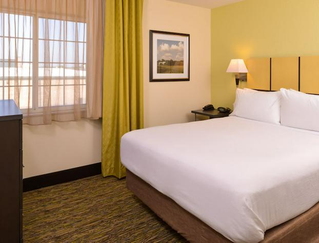 Candlewood Suites Bloomington-Normal By IHG hotel detail image 4