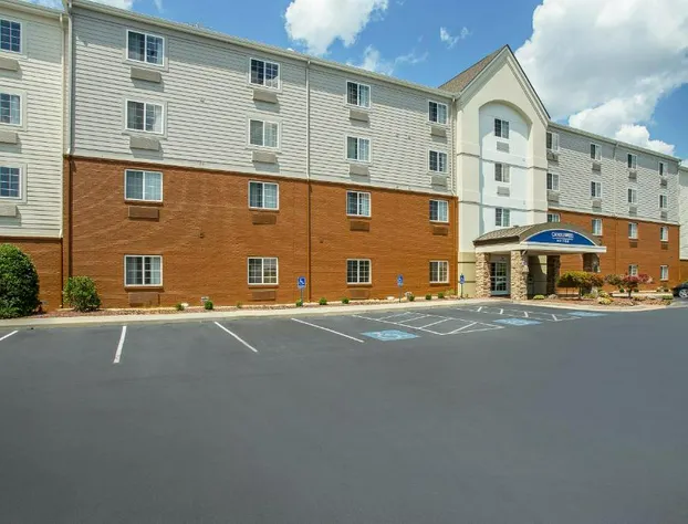 Candlewood Suites Bowling Green by IHG hotel detail image 3