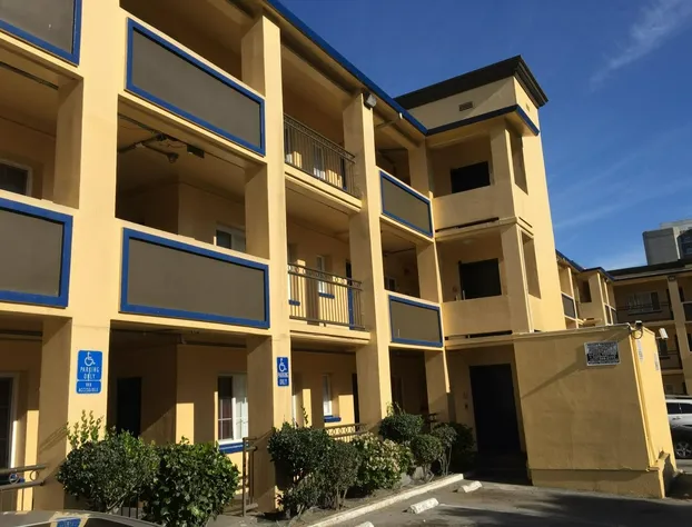 Civic Center Inn hotel detail image 3