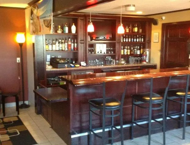 Baymont by Wyndham Dubuque hotel detail image 1