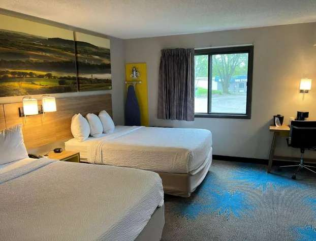 Days Inn & Suites by Wyndham Des Moines Airport hotel detail image 3