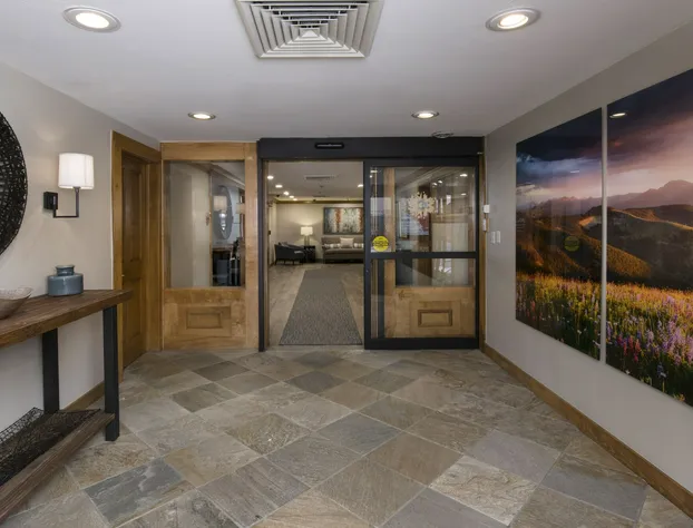 Montaneros in Vail hotel detail image 4