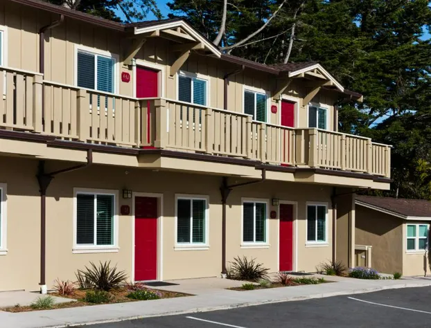 Monterey Peninsula Inn hotel detail image 2