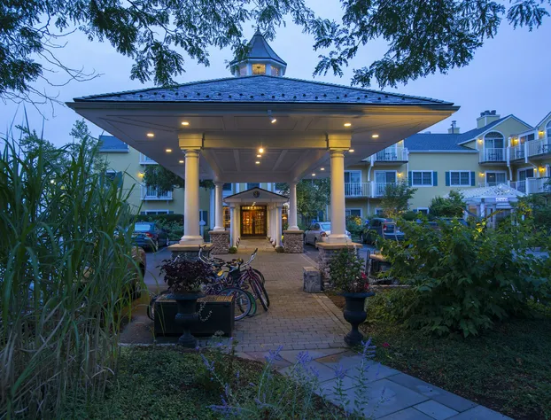 Saybrook Point Resort & Marina hotel detail image 3