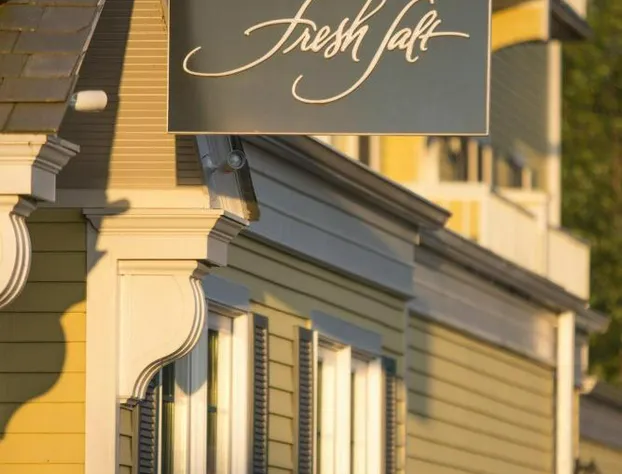 Saybrook Point Resort & Marina hotel detail image 2