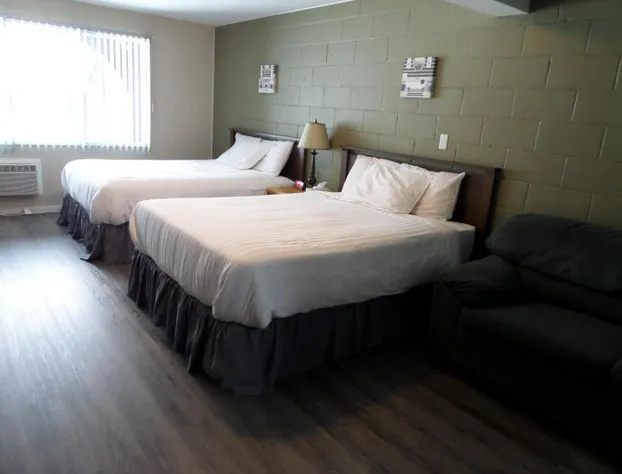 Ray Lyn Motel hotel detail image 4