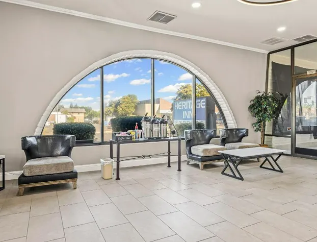 Heritage Inn Express Roseville hotel detail image 2