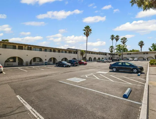 Heritage Inn Express Roseville hotel detail image 1