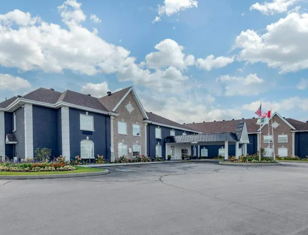 Quality Inn & Suites hotel detail image 1