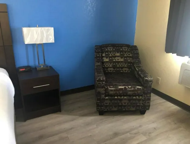 Wallaceburg Inn hotel detail image 2