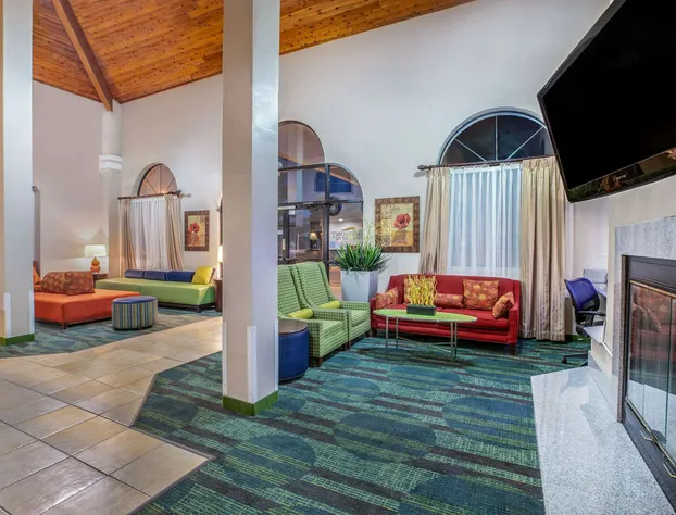 Baymont by Wyndham Tehachapi hotel detail image 1