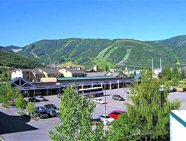 Park Regency Resort hotel detail image 2