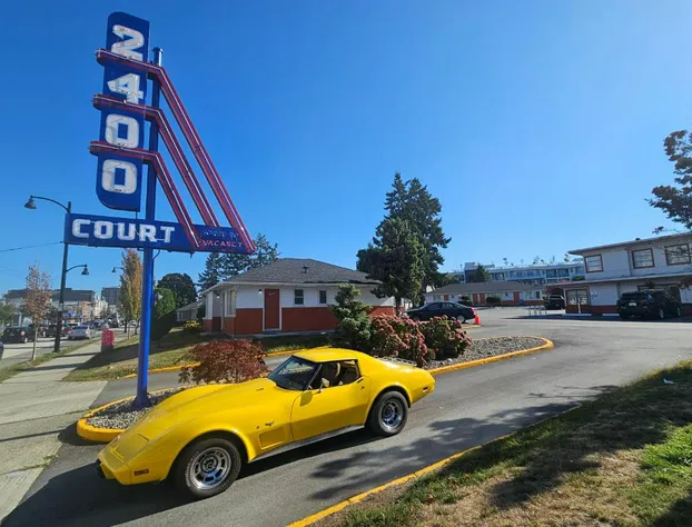 2400 Motel hotel detail image 4