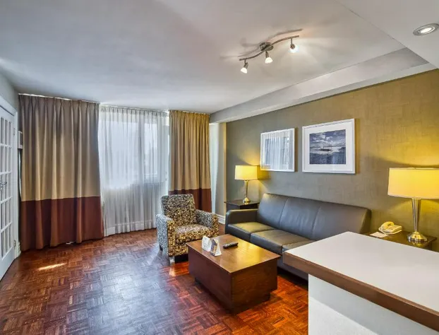 Town Inn Suites Hotel hotel detail image 4