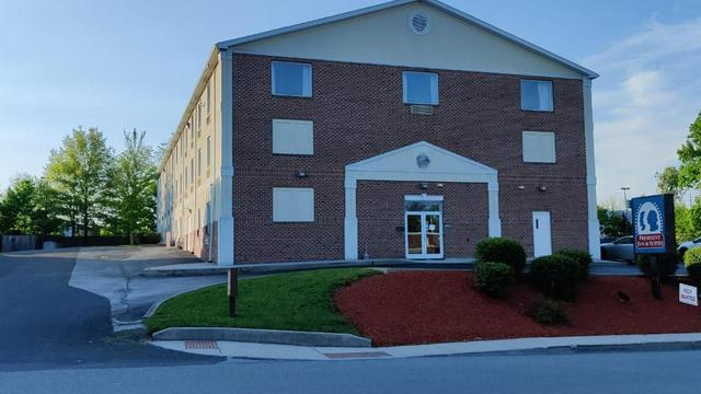 President Inn & Suites hotel detail image 1