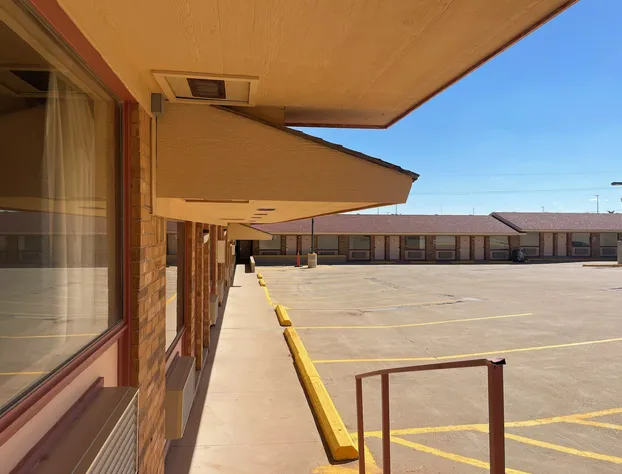 Seminole Inn Near New Mexico Hwy 62 hotel detail image 2