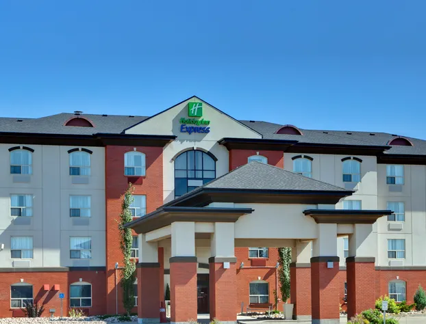 Holiday Inn Express & Suites Sherwood Park-Edmonton Area by IHG hotel detail image 3