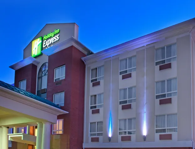 Holiday Inn Express Hotel & Suites Edson by IHG hotel detail image 1