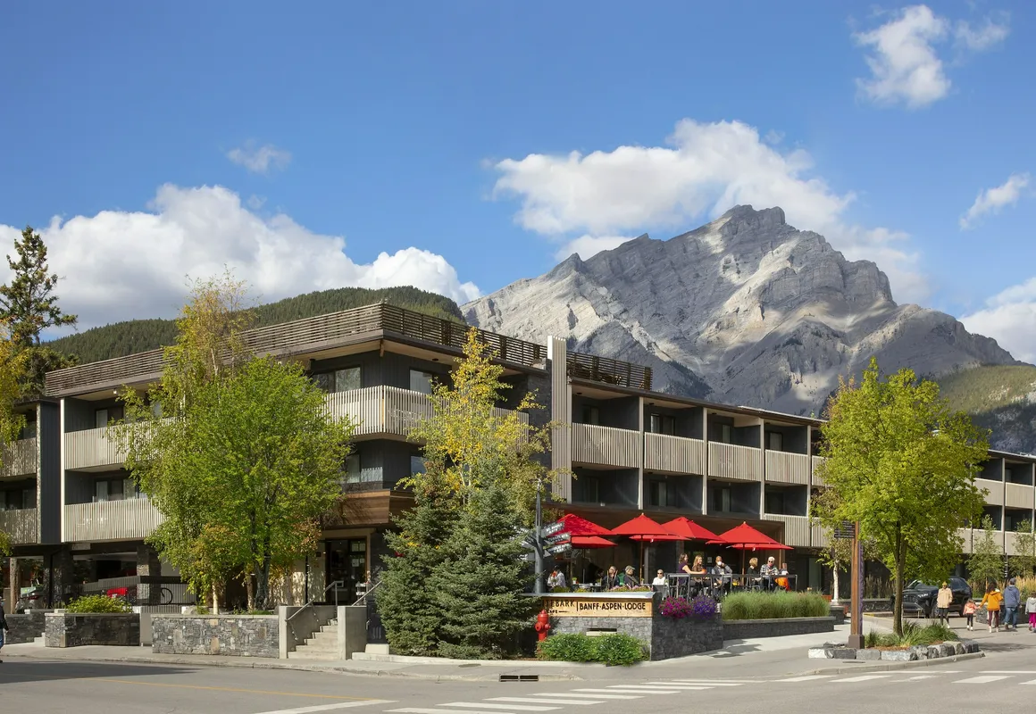 Banff Aspen Lodge hotel hero