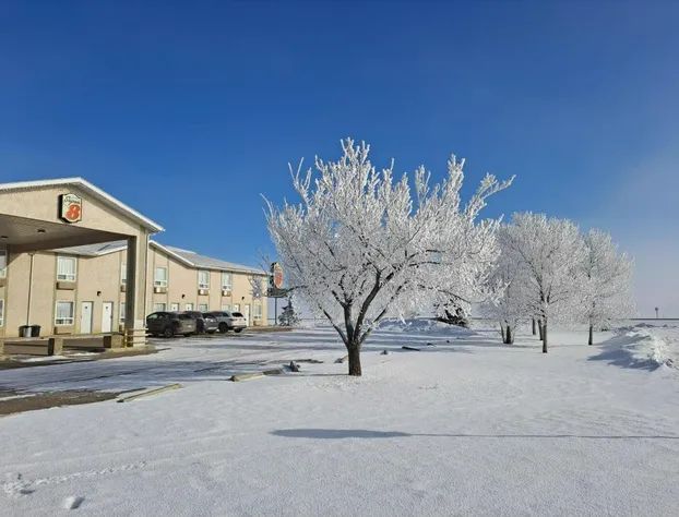 Super 8 by Wyndham Three Hills AB hotel detail image 3