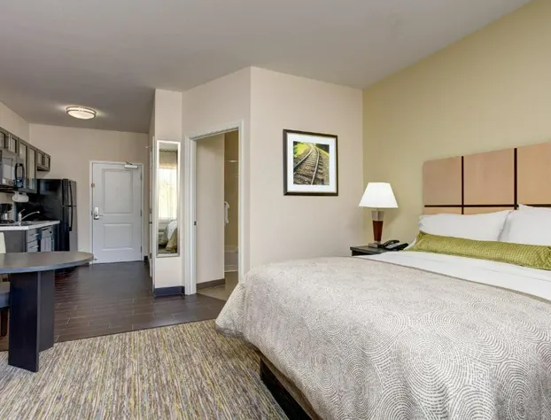 Candlewood Suites Cut Off by IHG hotel detail image 4