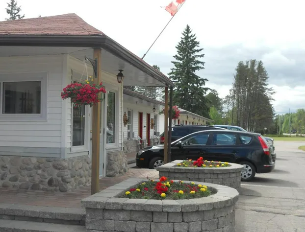 Deep River Motel hotel detail image 2