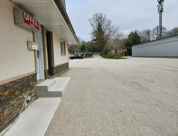 Forest Plaza Motel hotel detail image 4