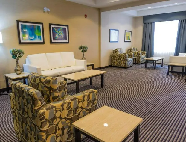 Holiday Inn Express & Suites Thunder Bay by IHG hotel detail image 3