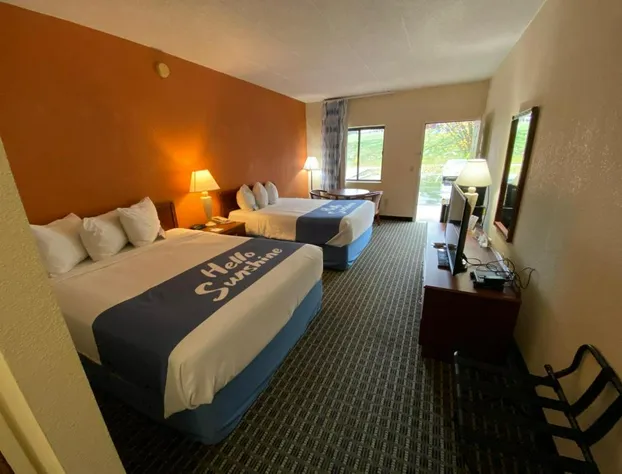 Days Inn by Wyndham Morehead hotel detail image 4