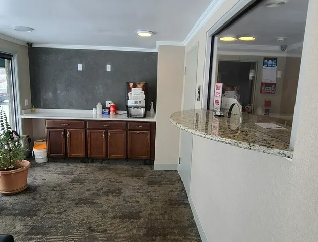 Hospitality Inn - Buffalo Airport hotel detail image 3