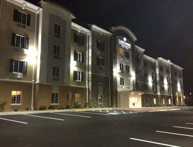 Candlewood Suites Youngstown W I-80 Niles Area by IHG hotel detail image 1