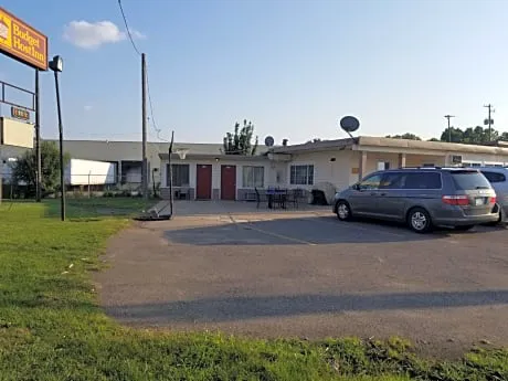 Budget Host Inn Eagan hotel detail image 3